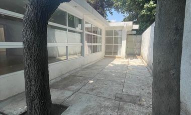 Casa en renta en San Mateo Tlaltenango cerca del Club de Golf Sanfa Fe