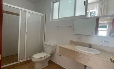 Casa en renta en San Mateo Tlaltenango cerca del Club de Golf Sanfa Fe