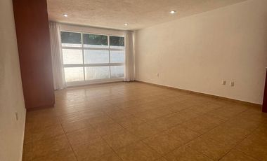 Casa en renta en San Mateo Tlaltenango cerca del Club de Golf Sanfa Fe