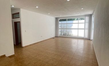 Casa en renta en San Mateo Tlaltenango cerca del Club de Golf Sanfa Fe