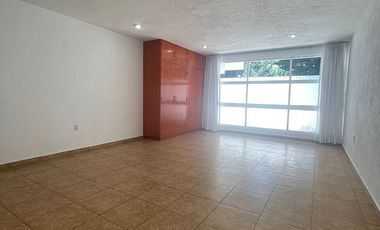 Casa en renta en San Mateo Tlaltenango cerca del Club de Golf Sanfa Fe