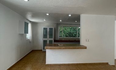 Casa en renta en San Mateo Tlaltenango cerca del Club de Golf Sanfa Fe