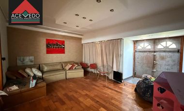 Casa de 4 ambientes en Saenz al 1000