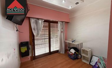 Casa de 4 ambientes en Saenz al 1000