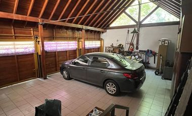 Excelente Casa Céntrica en Chiclana y Uruguay