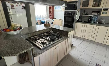 Excelente Casa Céntrica en Chiclana y Uruguay
