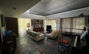 Excelente Casa Céntrica en Chiclana y Uruguay