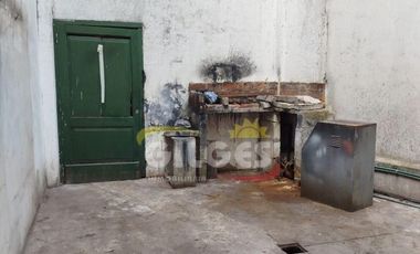 Alquiler de Local 520M²  en Ramos Mejia Excelente Ubicación