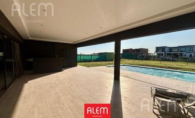 Casa en Terralagos