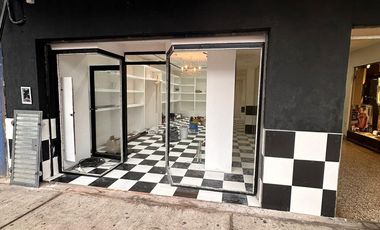 EXCELENTE EDIFICIO COMERCIAL EN GRAND BOURG