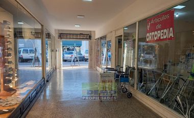 EXCELENTE EDIFICIO COMERCIAL EN GRAND BOURG