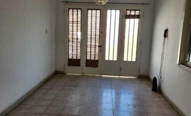 Casa 2 dormitorios Apto Banco en venta Berisso