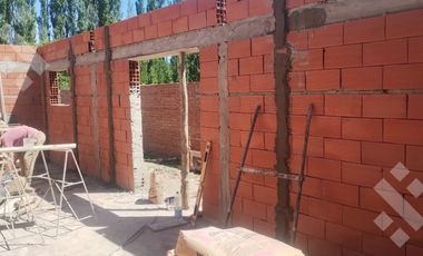En Venta | Casa de 3 Dormitorios | En Pozo | Los Cerezos II | Plottier