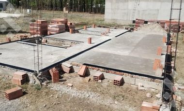 En Venta | Casa de 3 Dormitorios | En Pozo | Los Cerezos II | Plottier