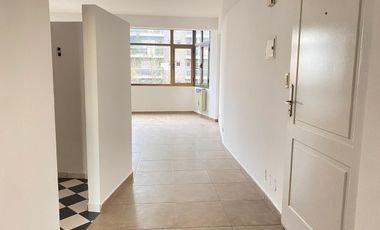 Departamento en  alquiler de 2 ambientes con cochera