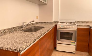 Departamento en  alquiler de 2 ambientes con cochera