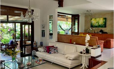 CASA CAMPESTRE EN UNIDAD DE CALI