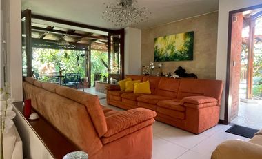 CASA CAMPESTRE EN UNIDAD DE CALI