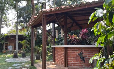 CASA CAMPESTRE EN UNIDAD DE CALI