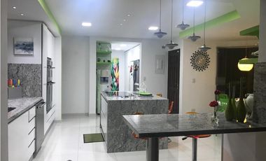 CASA CAMPESTRE EN UNIDAD DE CALI