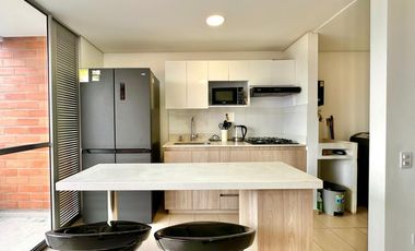 Apartamento para la renta amoblada en Sabaneta, sector San José