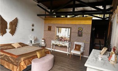 CASA EN ARRIENDO SECTOR ALTOS DEL ESCOBERO - ENVIGADO