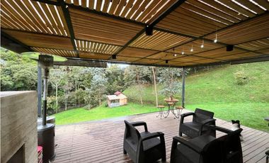 CASA EN ARRIENDO SECTOR ALTOS DEL ESCOBERO - ENVIGADO