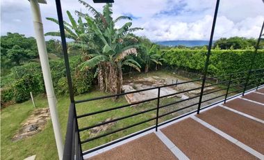 CASA CAMPESTRE EN RENTA