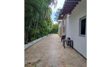 ESPECTACULAR CASA EN LOS BALSOS