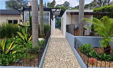 ESPECTACULAR CASA EN LOS BALSOS