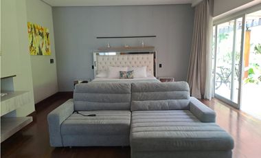 ESPECTACULAR CASA EN LOS BALSOS