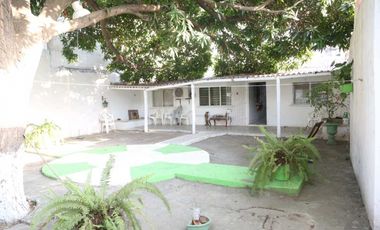 Casa de oportunidad en barrio Jardín 005