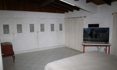 Casa de oportunidad en barrio Jardín 005