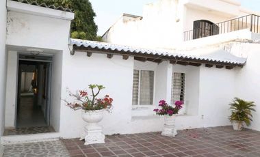 Casa de oportunidad en barrio Jardín 005