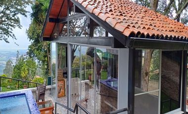 Vendo casa finca de lujo en Dapa, vive cerca a Cali, vista panoramica al valle