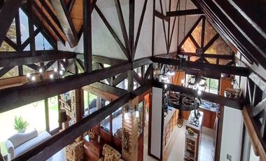 Vendo casa finca de lujo en Dapa, vive cerca a Cali, vista panoramica al valle