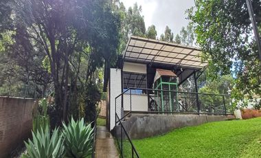 Vendo casa finca de lujo en Dapa, vive cerca a Cali, vista panoramica al valle