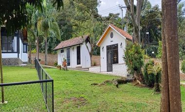 Vendo casa finca de lujo en Dapa, vive cerca a Cali, vista panoramica al valle