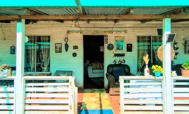 casa con cabaña y buen terreno en Parral