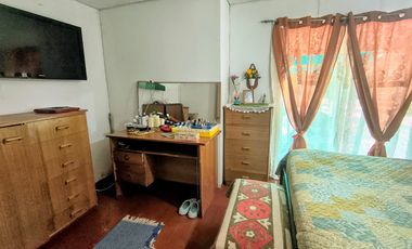 casa con cabaña y buen terreno en Parral
