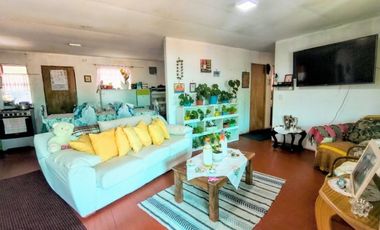 casa con cabaña y buen terreno en Parral
