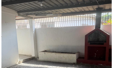 SE VENDE CASA EN ALTOS DE CERRO VIENTO CON 3 HABITACIONES Y 2 TERRAZAS