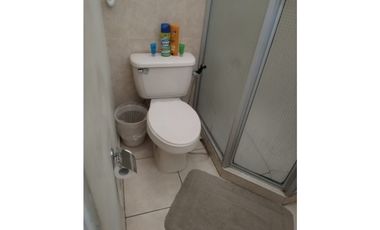 SE VENDE CASA EN ARBOLEDAS LOS OLIVOS CON 4 HABITACIONES Y TERRAZA MY