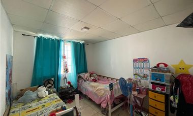 BRISAS DEL GOLF / 262M / 3 HABITACION / 2 PARKING / TERRAZA / JARDIN