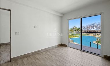 VENTA DE APARTAMENTO EN PLAYA CARACOL, PH OLAS DEL MAR (2)