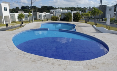 SE VENDE CASA EN SAN CARLOS THE VILLAGE BEACH RESIDENCES CON PATIO