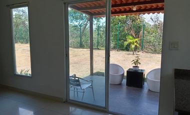 SE VENDE CASA EN SAN CARLOS THE VILLAGE BEACH RESIDENCES CON PATIO