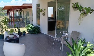 SE VENDE CASA EN THE VILLAGE BEACH RESIDENCES SAN CARLOS CON TERRAZA