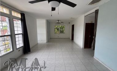 Venta de Casa en Brisas del Golf