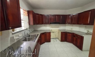 Venta de Casa en Brisas del Golf